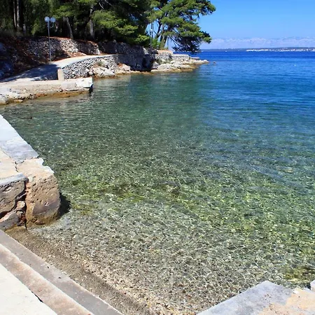 By The Sea Apartment *
