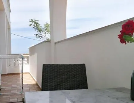 Apartment By The Sea